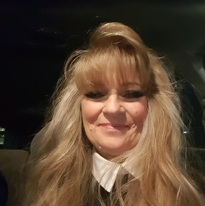 Meet your Posher, Corey